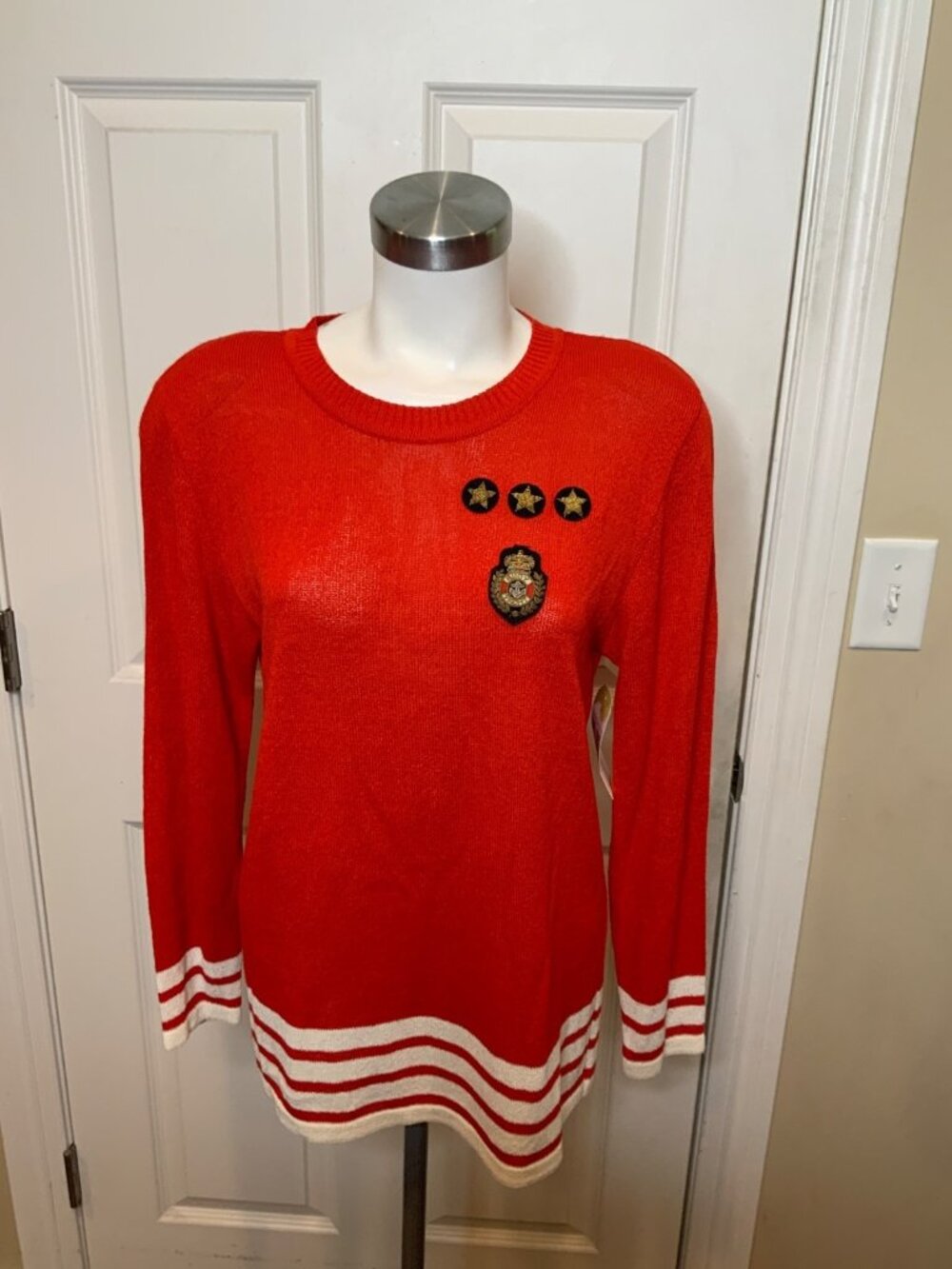 Mondi Vintage Red White Striped Beaded Crest Crew Neck Sweater, Size 4 | 36
